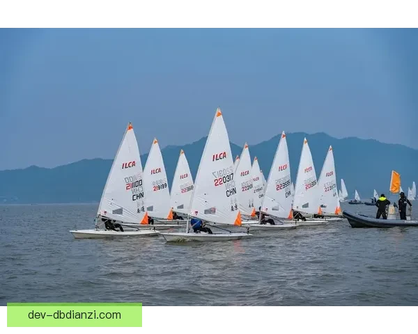 帆船比赛精彩纷呈，谁笑到最后？