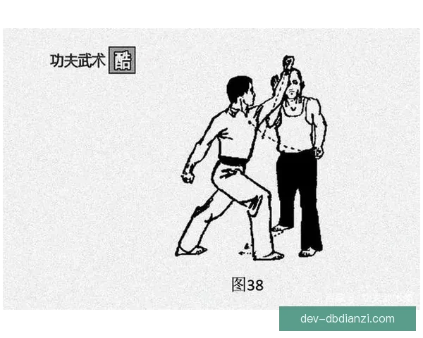 拳击对战策略解析：攻防技巧与心理战术的完美结合