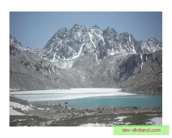 挑战极限，征战高原：穿越山川，征服自我